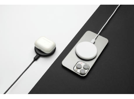 Magnapad magnetisches 3-in-1 15W Ladepad aus RCS rPlastik Werbeartikel