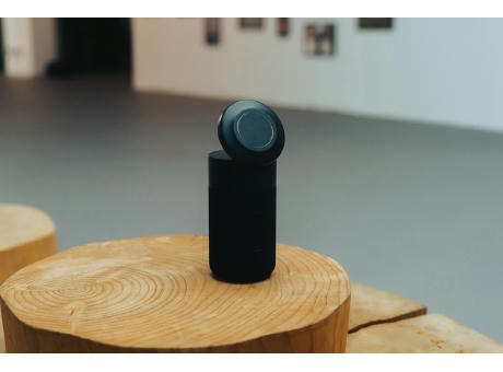 Urban Vitamin Anaheim RCS recycelter 10W Speaker,15W Charger Werbeartikel