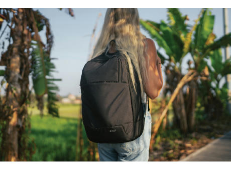 Swiss Peak AWARE™ moderner 15,6" Laptop-Rucksack bedrucken