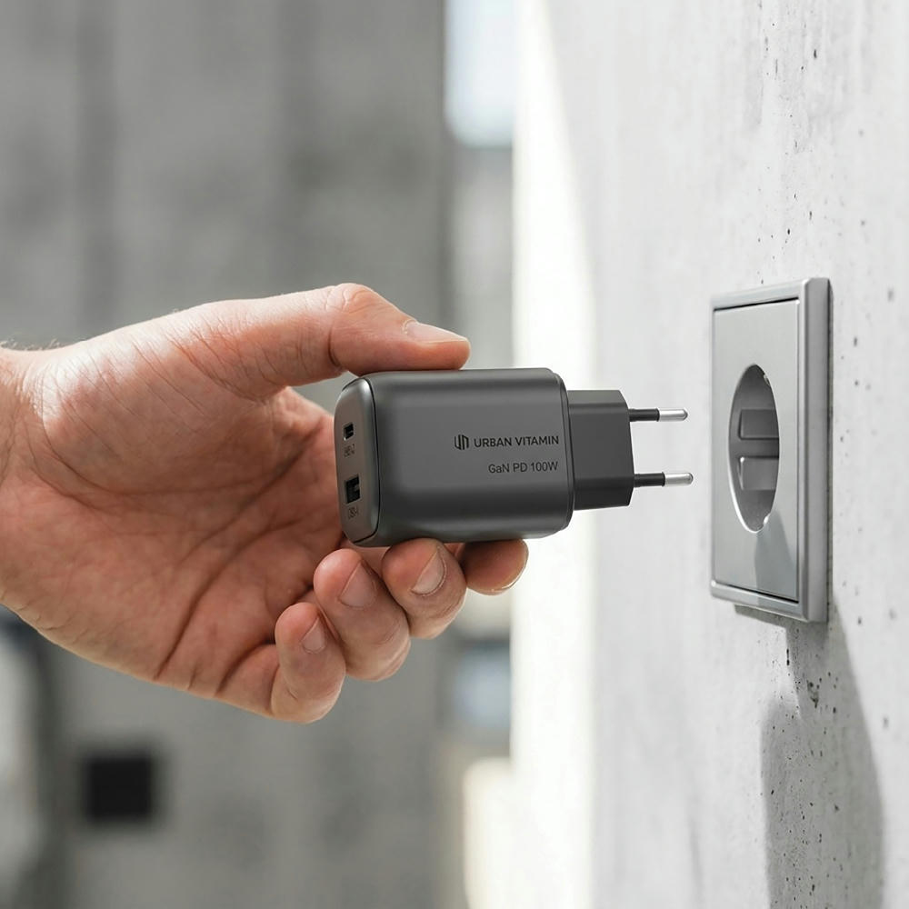 Urban Vitamin Livermore RCS – recyceltes 100W-GAN-Ladegerät Werbeartikel