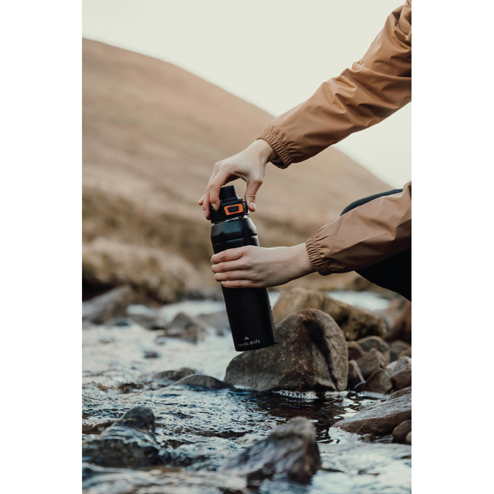 Nordic Drift Trail isolierte verschließbare RCS Sportflasche Werbeartikel