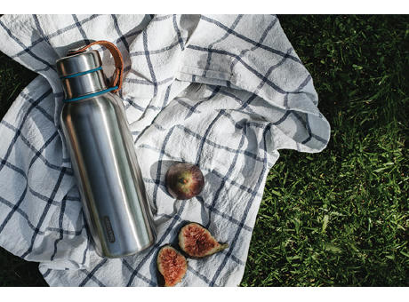Black+Blum isolierte Wasserflasche groß, 750ml Werbeartikel