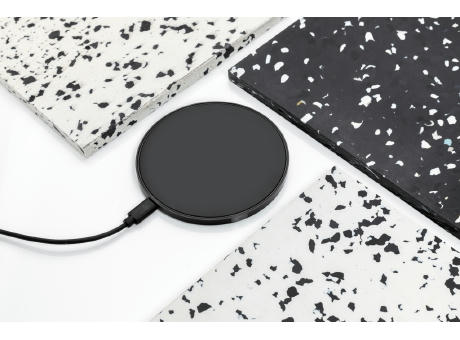 10W Wireless Charger aus RCS Standard recyceltem Kunststoff Werbeartikel