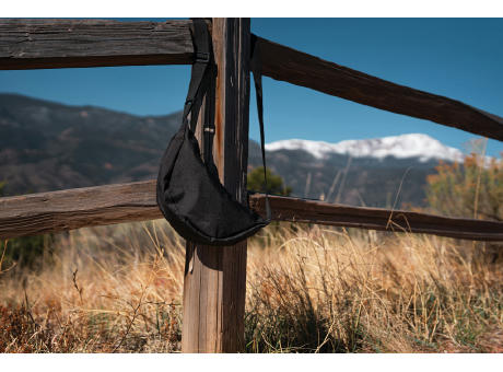 Crescent AWARE™ RPET Half-Moon Sling Tasche bedrucken