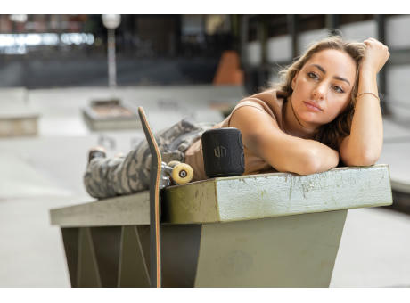 Urban Vitamin Palmdale 16W IPX 7 Speaker aus RCS rPlastik Werbeartikel