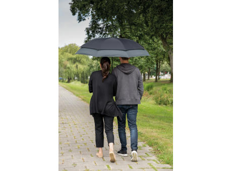 Swiss Peak AWARE™ 23" bis 27" erweiterbarer Regenschirm Werbeartikel