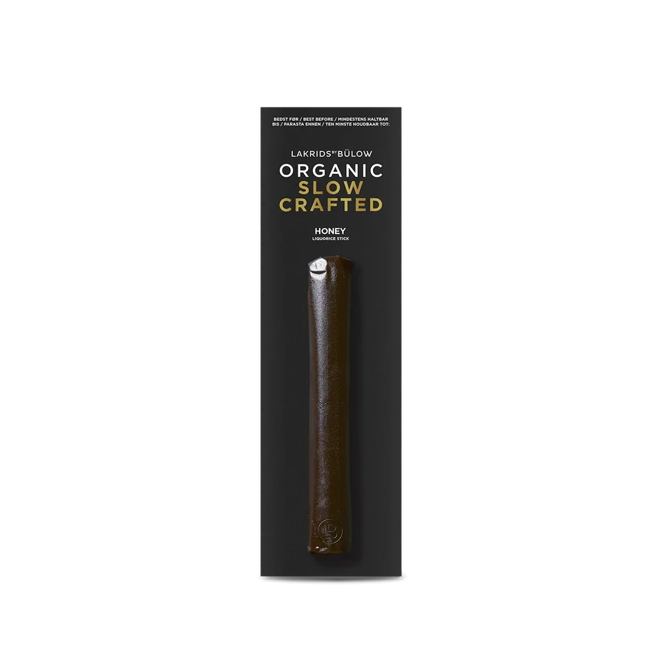 Bio-Lakritz-Stick Honey Slow Crafted Lakrids by Bülow – Produktfoto des Lakritz-Sticks, freigestellt