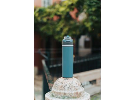 Omni Sip verschließbare Flasche aus RCS-reSteel, 720ml Werbeartikel