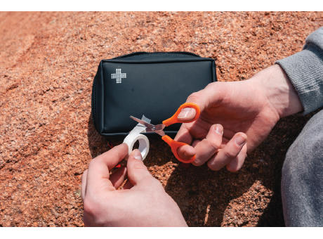 Erste-Hilfe-Set in RCS recycelter Nubuk-PU Tasche Werbeartikel