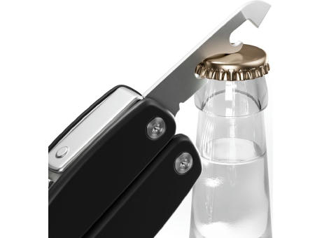 RICHARTZ CRAFTER tool öffnet eine Glasflasche mit dem integrierten Kapselheber – Multitool als Werbeartikel mit Ihrem Logo
