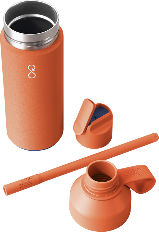 Produktdetails der Ocean Bottle GO 500 ml vakuumisolierten Edelstahlflasche in Sun Orange mit integriertem Silikon-Trinkhalm, auslaufsicherem Verschluss und hochwertiger Verarbeitung als nachhaltiger Werbeartikel