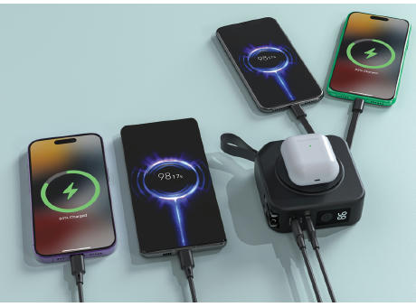 Urban Vitamin Saratoga 5-in-1 universal Charger Werbeartikel