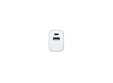 WEGENER. Ladegerät mit USB-A Anschluss 18W und USB-C 20W in Recyceltes ABS (100% rABS) Werbeartikel