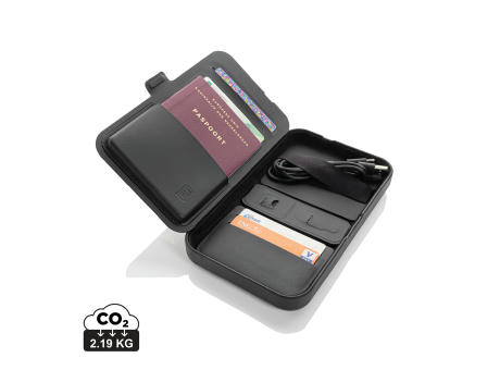 Product image Swiss Peak Travel-Case aus RCS rec. PU mit 3-in-1-Charger Werbeartikel