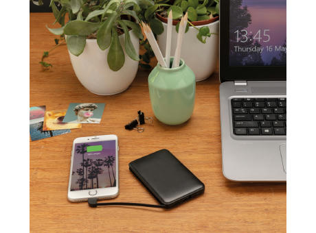 Product image 5.000 mAh Powerbank mit integriertem Kabel bedrucken