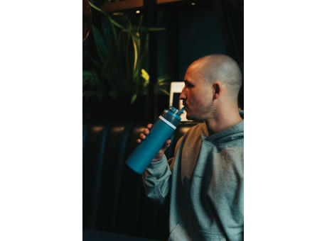 Omni Sip verschließbare Flasche aus RCS-reSteel, 720ml Werbeartikel