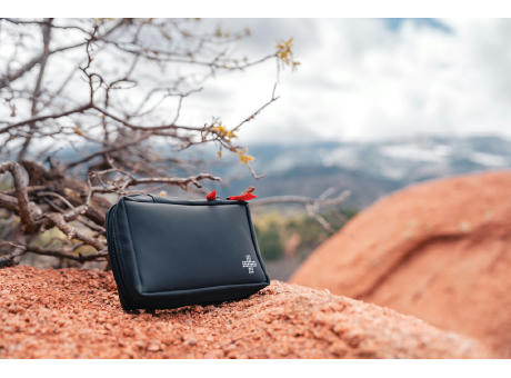 Erste-Hilfe-Set in RCS recycelter Nubuk-PU Tasche Werbeartikel