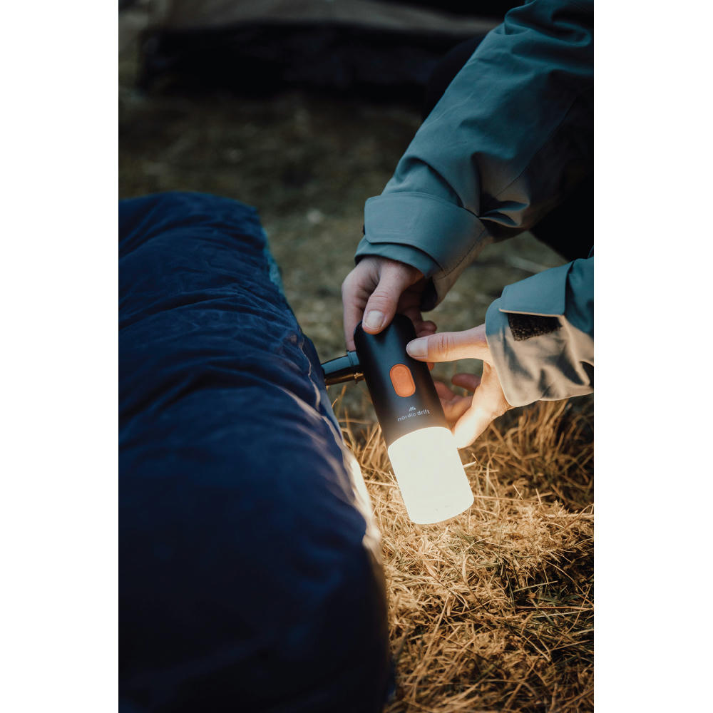Nordic Drift Titan 2-in-1-Luftpumpe und Campinglampe Werbeartikel