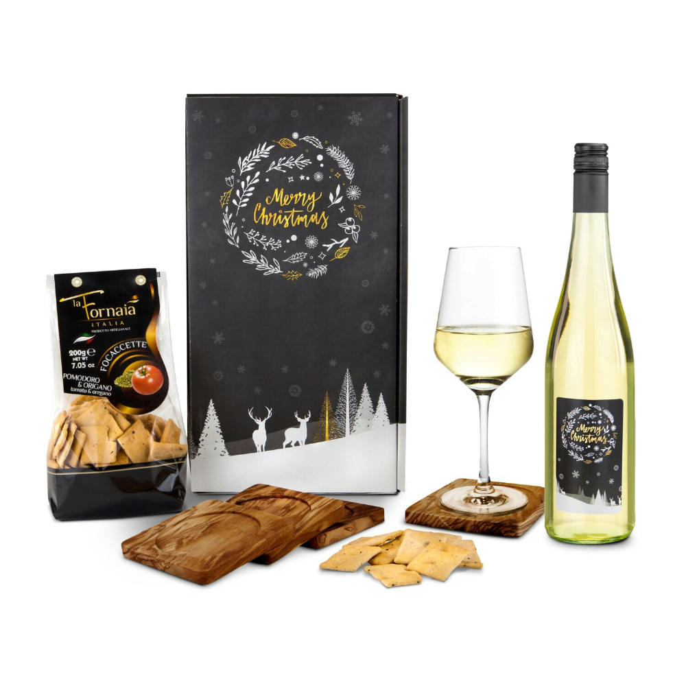 Product image Exklusives Präsent-Set Weihnachtsabend mit trockenem Weißwein, 4 Walnussholz-Untersetzern mit Lasergravur und Focaccette Kräckern in edler Geschenkbox als B2B Kundenpräsent