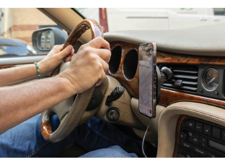 PowerCruze magnetischer 15W Autohalter aus RCS rec. ABS Werbeartikel