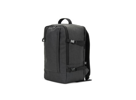 CIES. Rucksack, entwickelt um die von den Fluggesellschaften geforderten Massvorgaben zu erfüllen, aus hochdichtem, recyceltem 600D-Polyester bedrucken