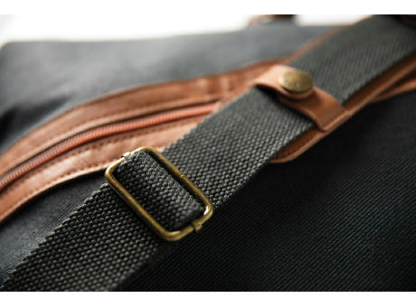 VINGA Sloane Wochenendtasche aus RCS rPET bedrucken