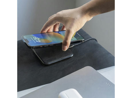 2259 | Xoopar Iné Wireless Fast Charger - Recycled Leather 15W Werbeartikel
