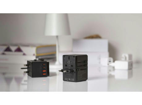 TRAVELER Reiseadapter für die Steckdosen dieser Welt Werbeartikel