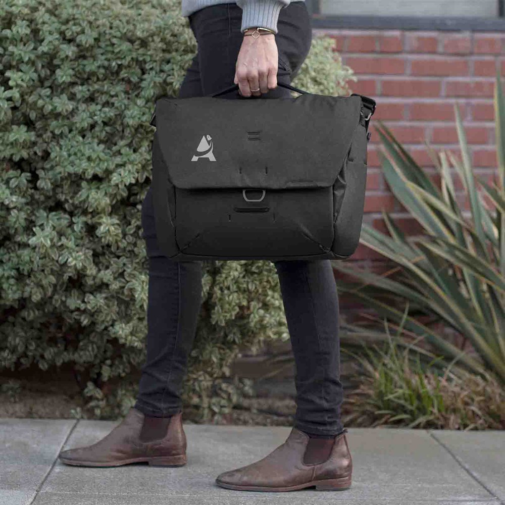 Peak Design Everyday Messenger 13L Black