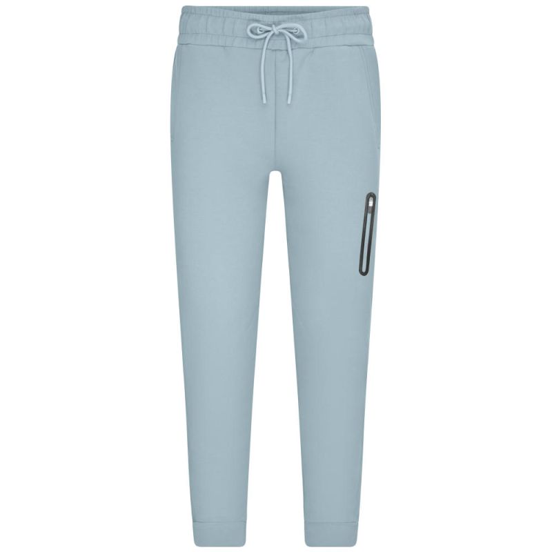 blau (milky-blue)