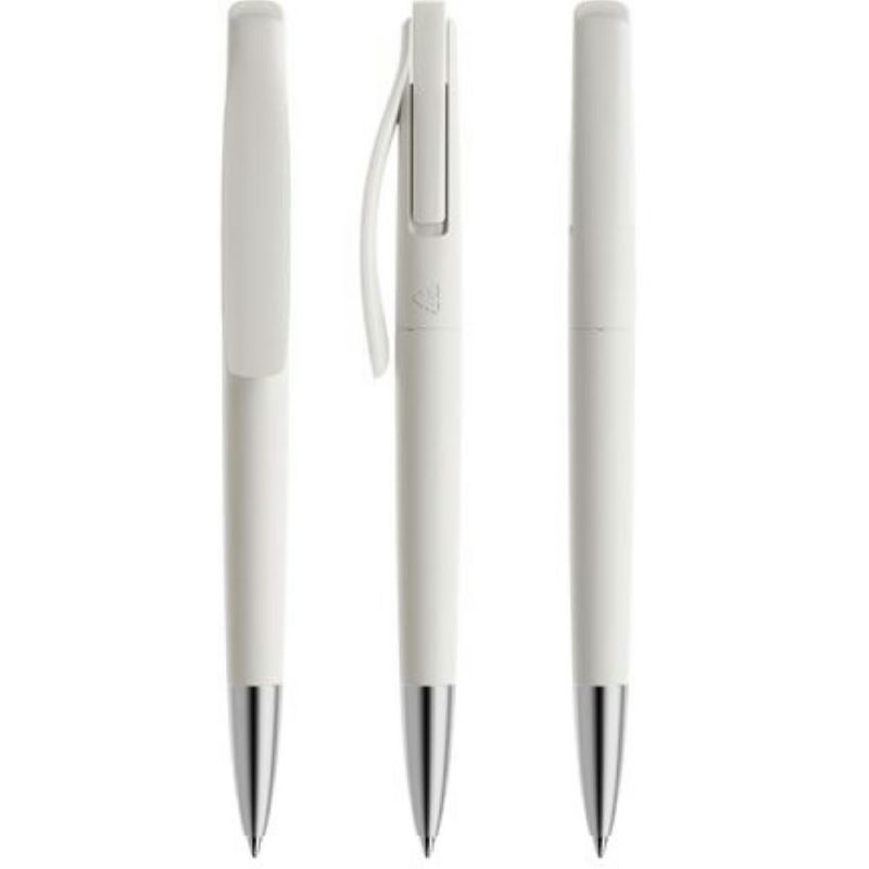 White M02