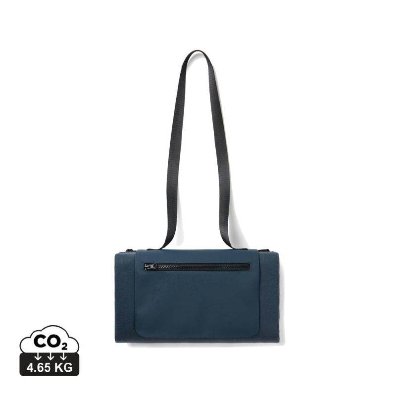 navy blau